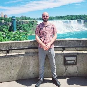 Meet your Posher, Hasan